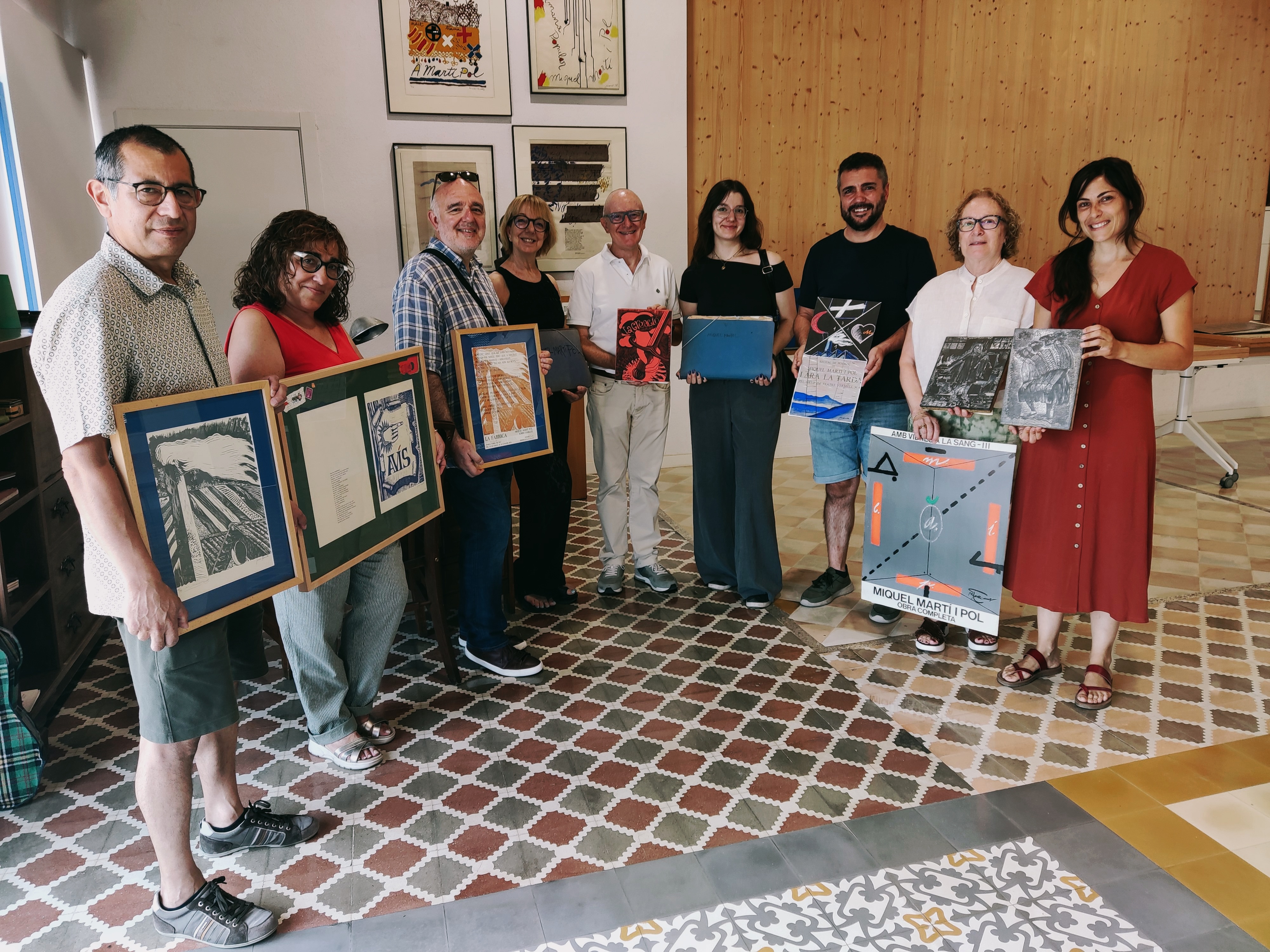 Els hereus de Jordi Sarrate donen a la Fundació Miquel Martí i Pol el fons documental i artístic vinculat al poeta