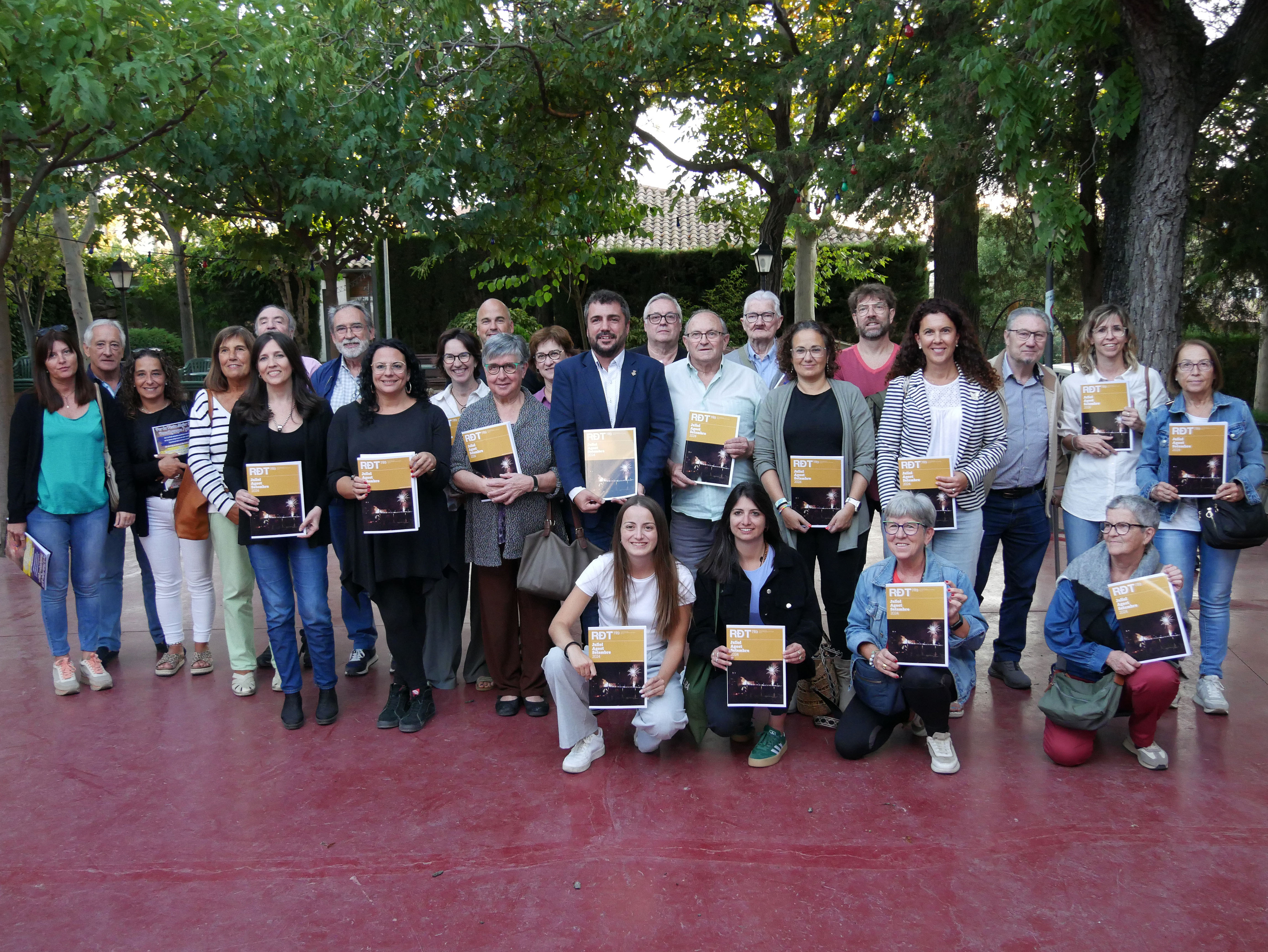 Presentació de l'edició extraordinària de la Revista Roda de Ter de la Festa Major 2024