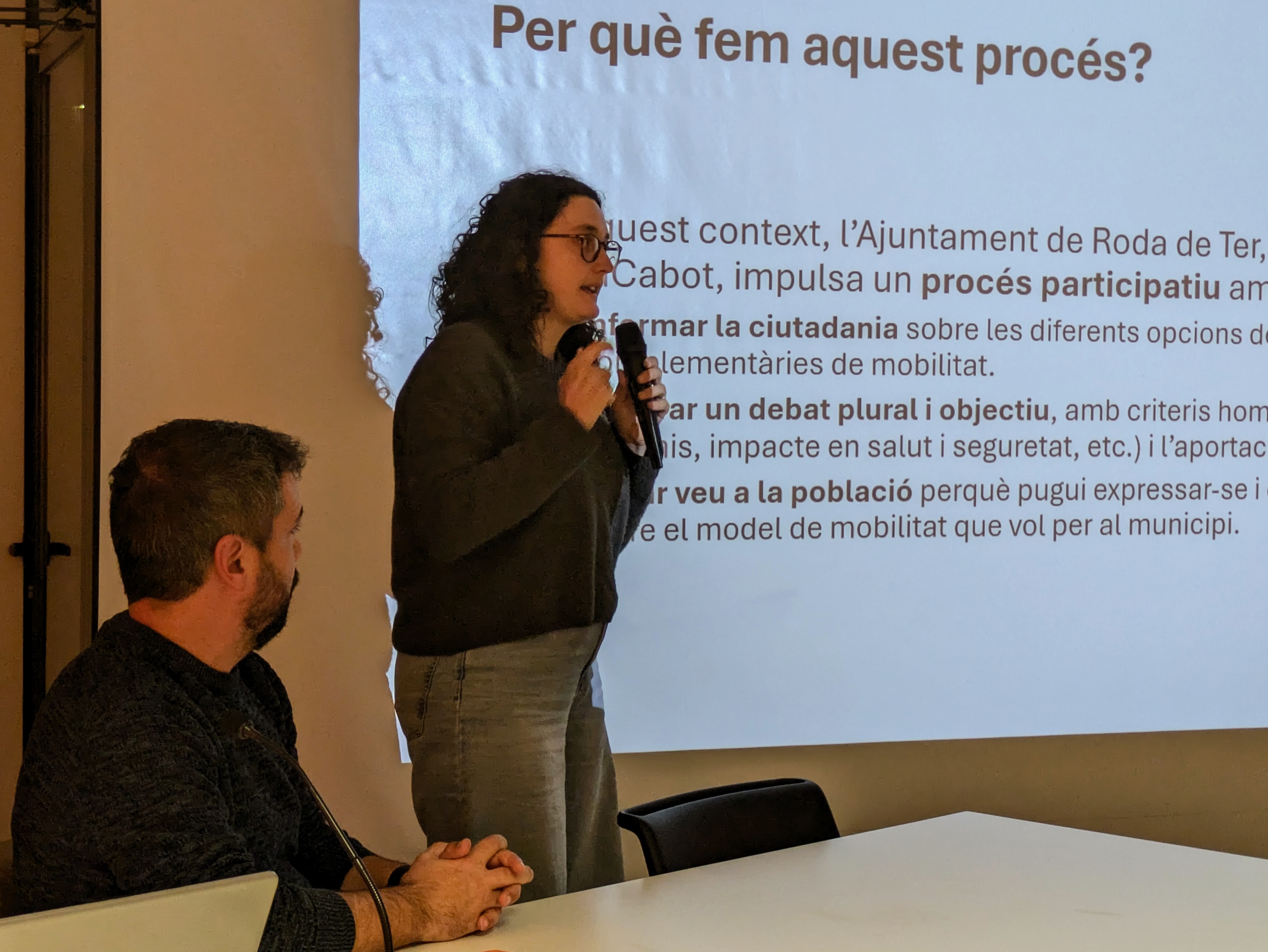La reunió informativa que va tenir lloc el 19 de novembre al Museu de l'Esquerda.