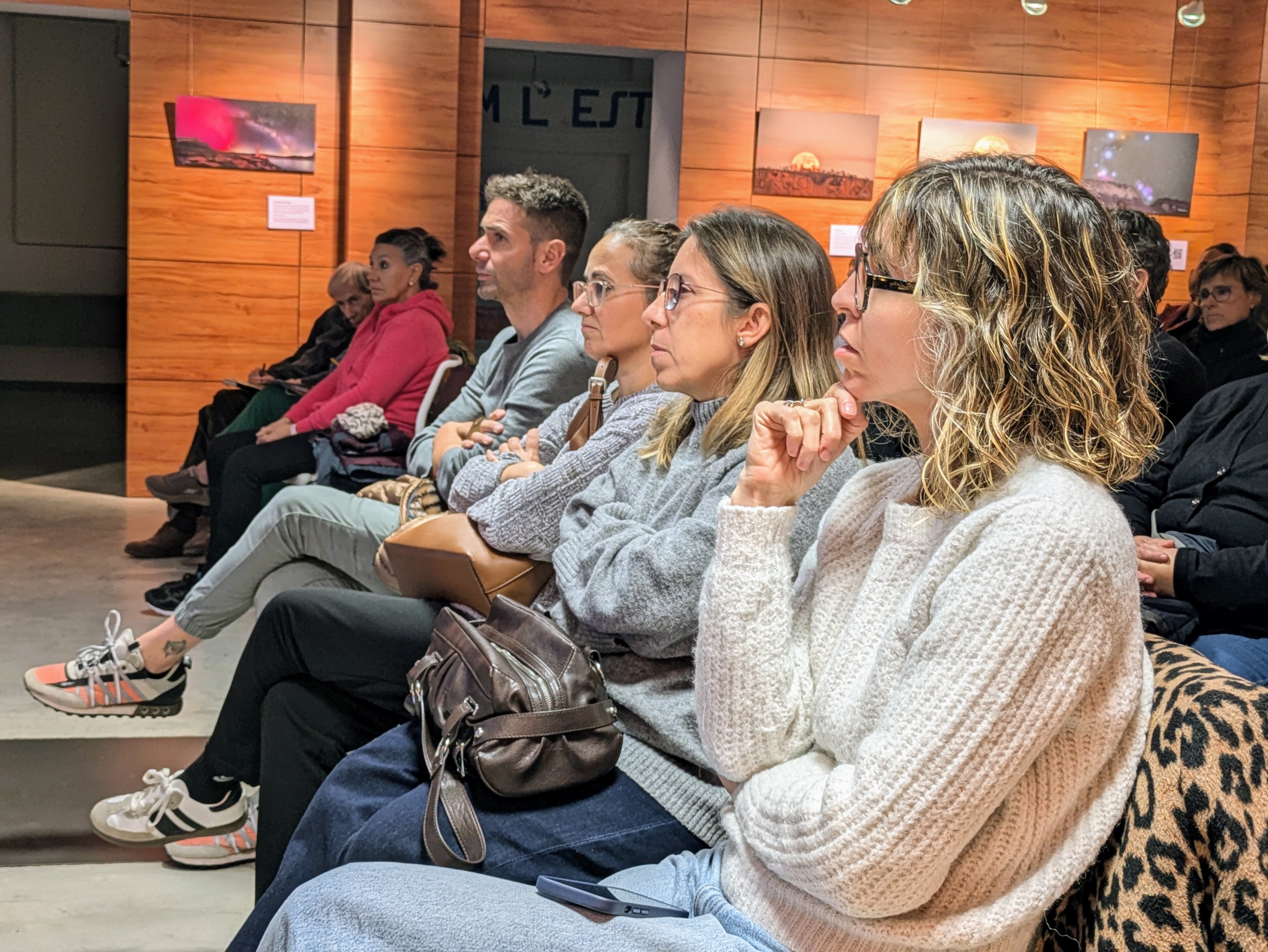 La reunió informativa que va tenir lloc el 19 de novembre al Museu de l'Esquerda.