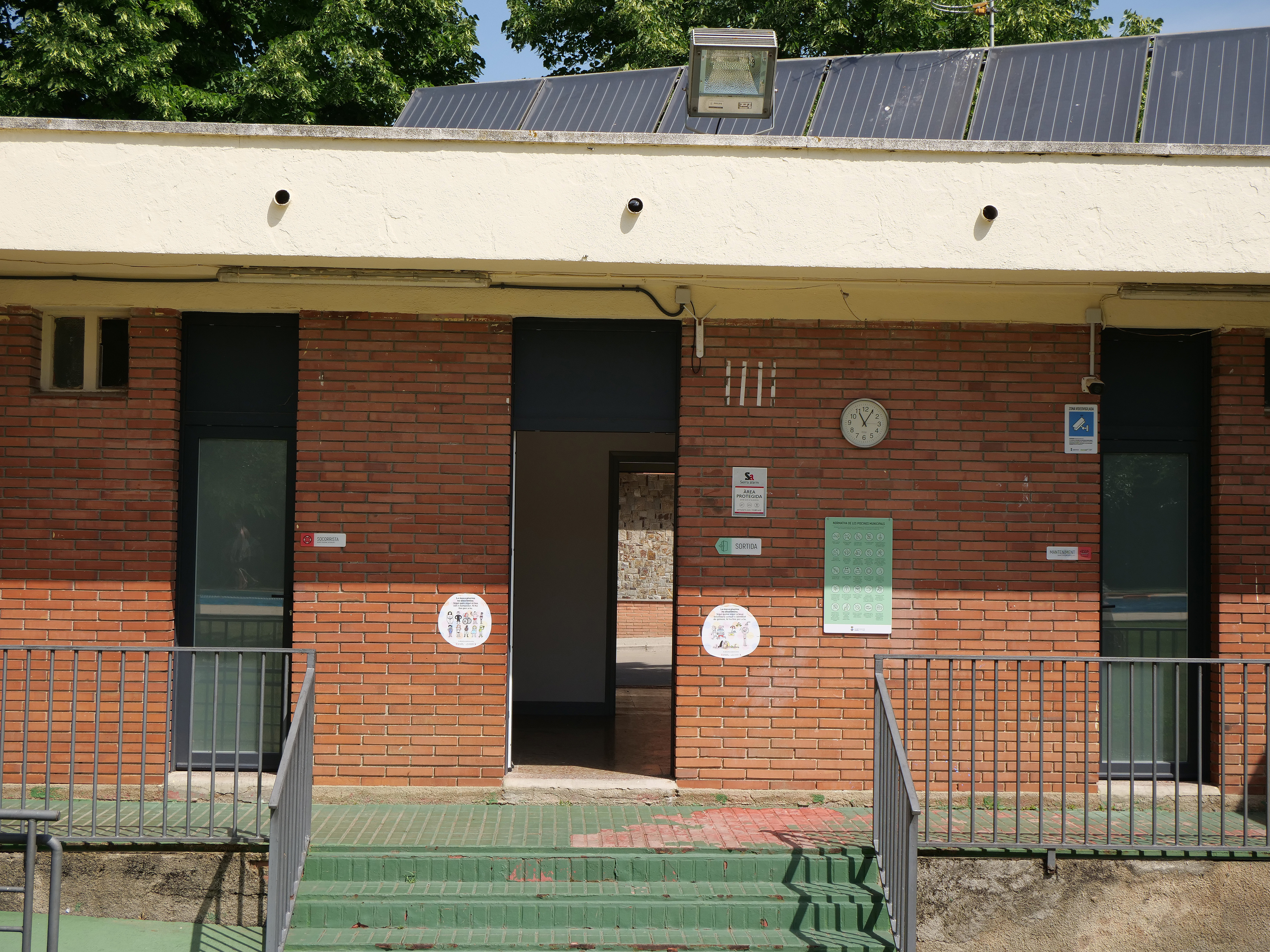 La piscina municipal estrena temporada amb moltes millores i cursos pilot de natació